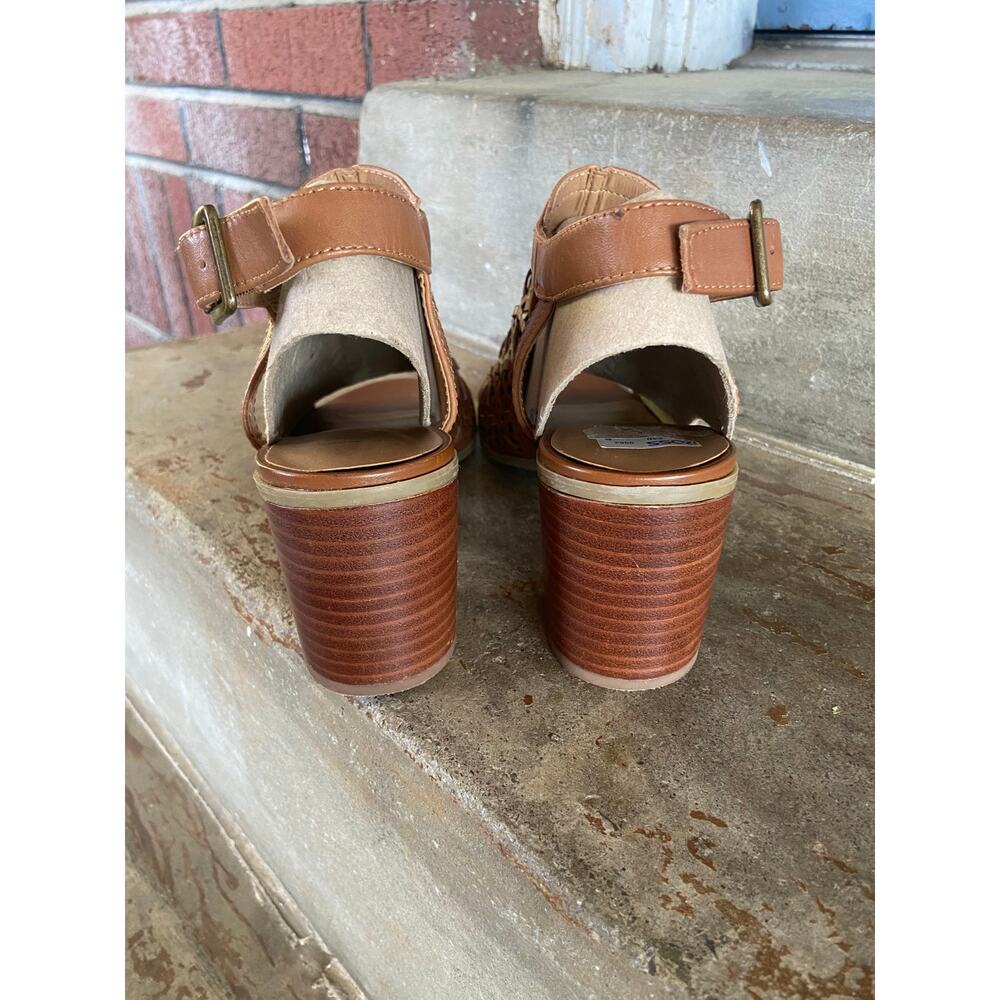 Franco Sarto Harlet 3 Tan block heel leather sandal - Picture 6 of 7